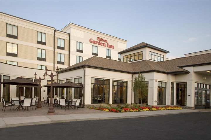 Hilton Garden Inn Kalispell Exterior photo