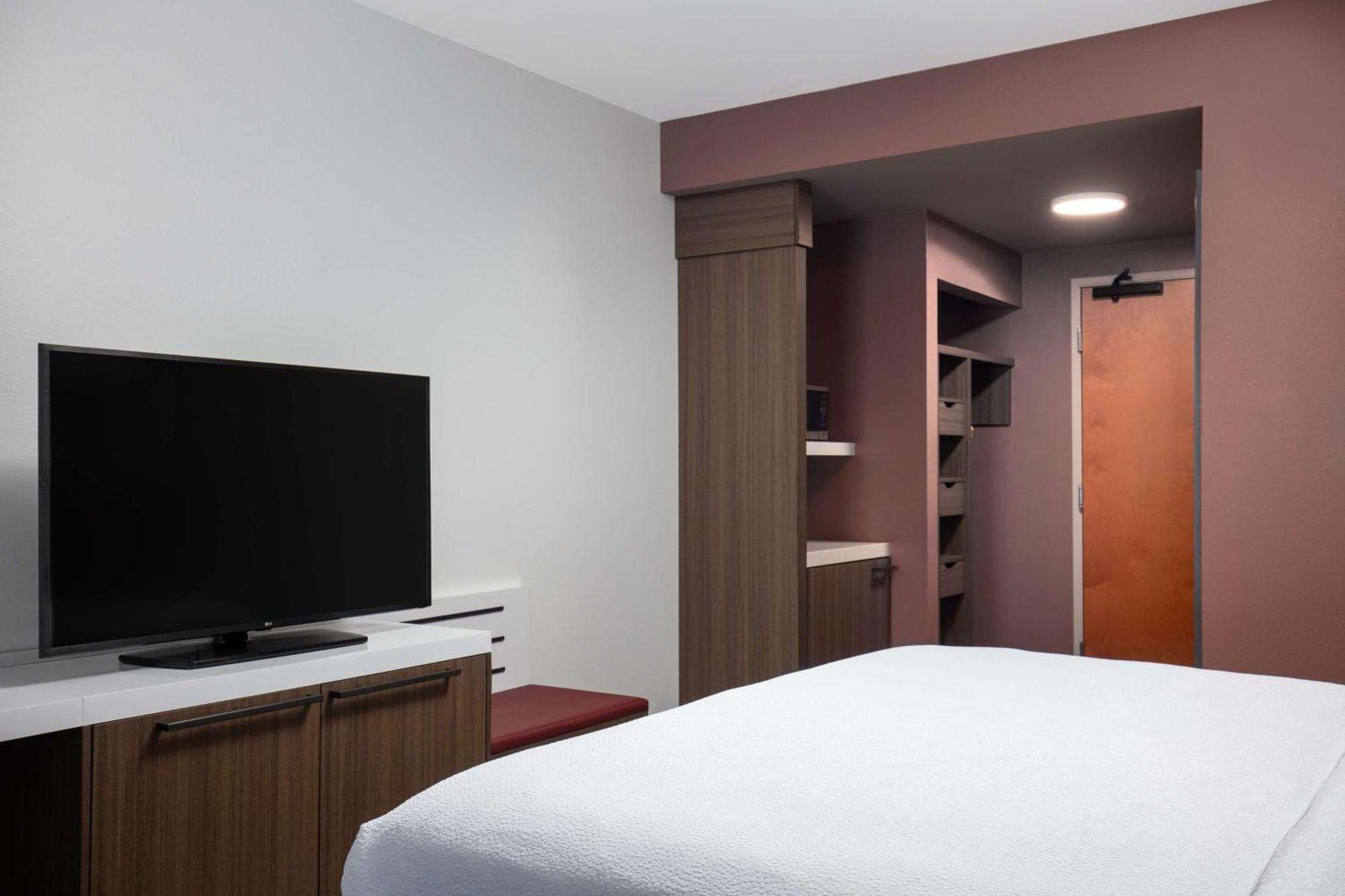 Hilton Garden Inn Kalispell Exterior photo